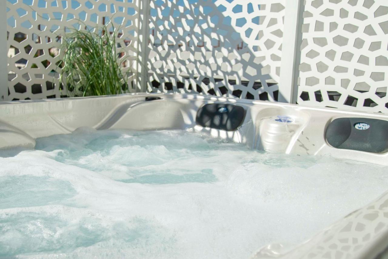 Luxury Penthouse With Acropolis View And Jacuzzi Apartment Атина Екстериор снимка